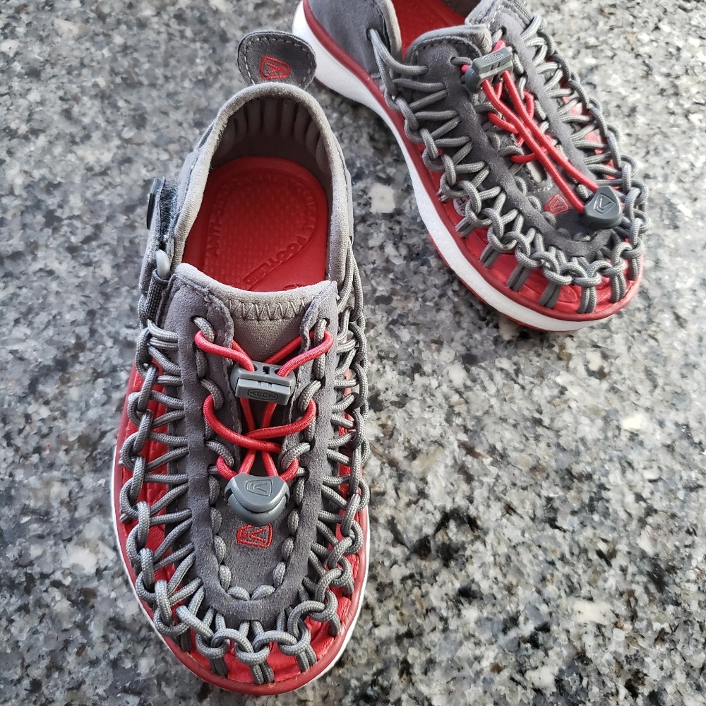 Toddler Keen "Uneek" Sandals